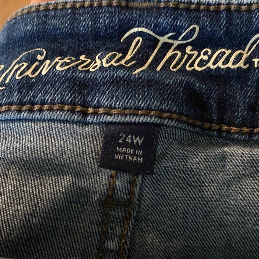 Universal Thread Plus High Rise Midi Distressed D… - image 4